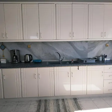 Beachfront Eva's House Karianí