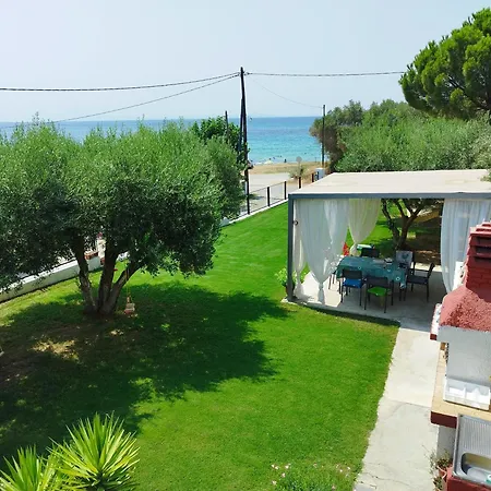 Beachfront Eva's House * Karianí