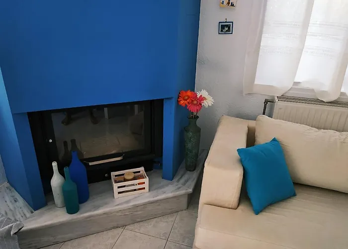 Beachfront Eva's House بيت للعطل