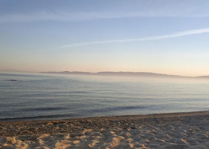 Beachfront Eva's House * Karianí