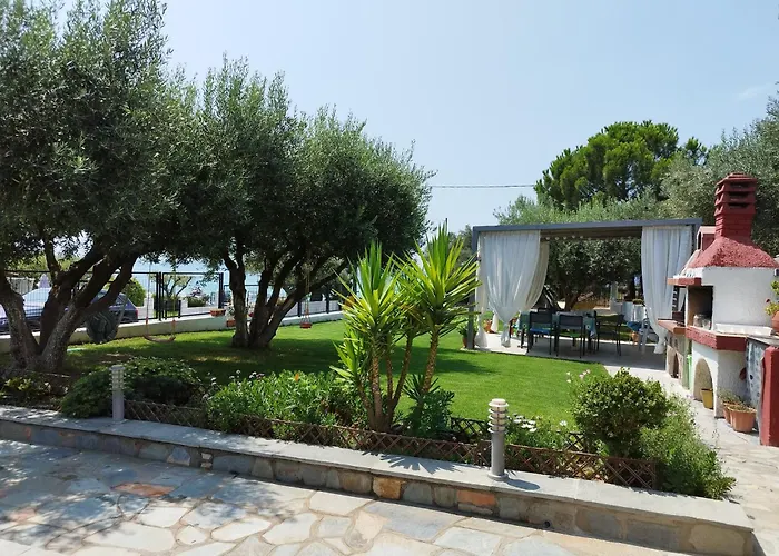 Beachfront Eva's House Karianí