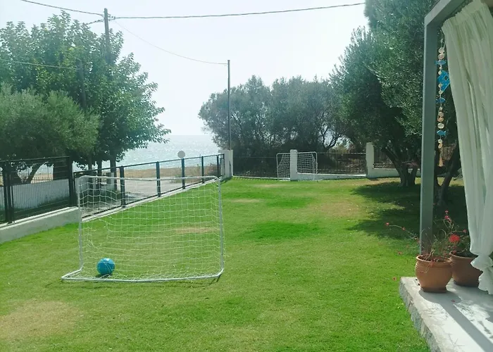 بيت للعطل Beachfront Eva's House *